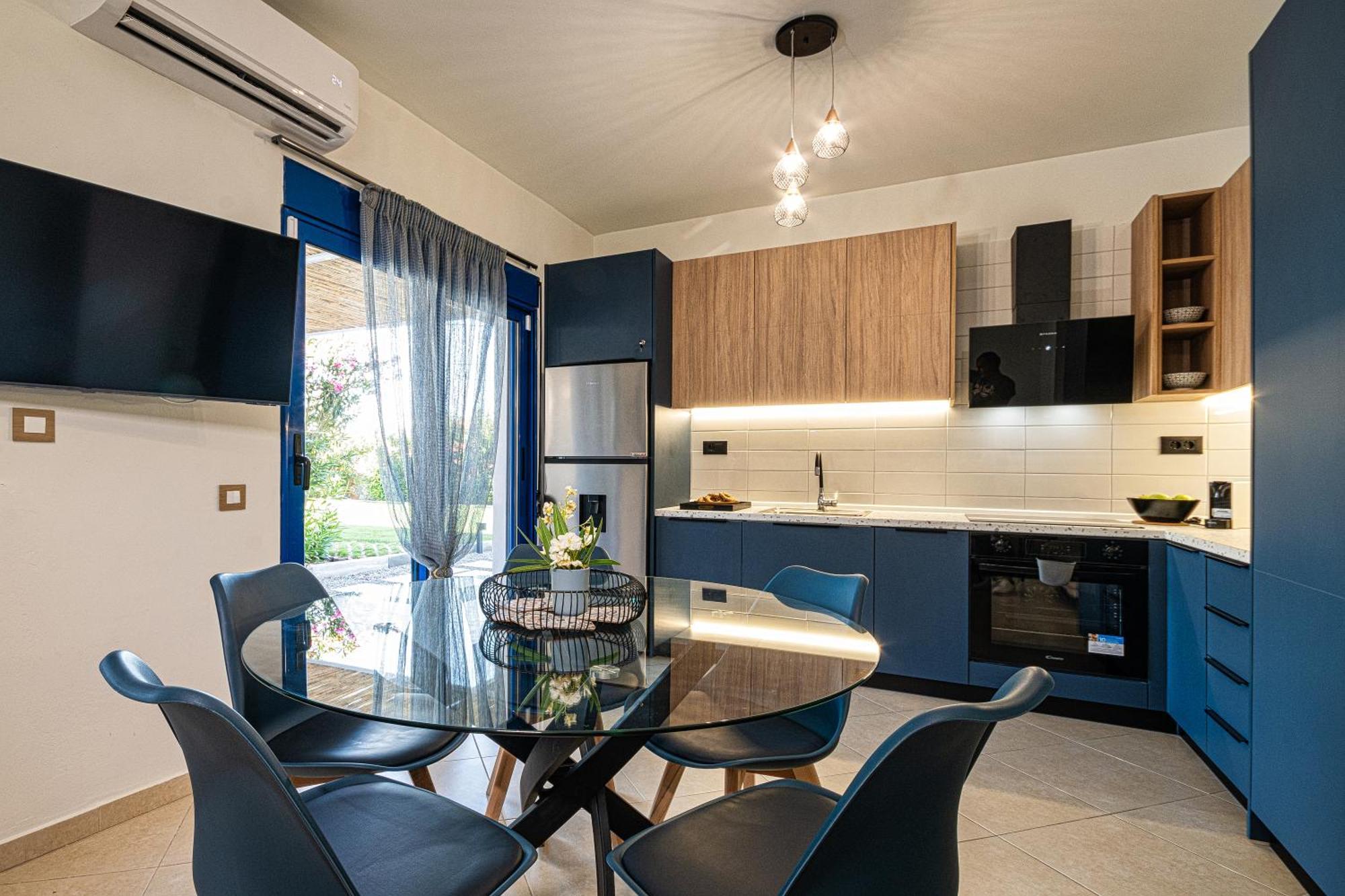 Villa Mariani II - In Lothiarika, Newly Renovated June 2024, Private Pool, Lindos 10 Min, Beach 120M Лардос Екстериор снимка