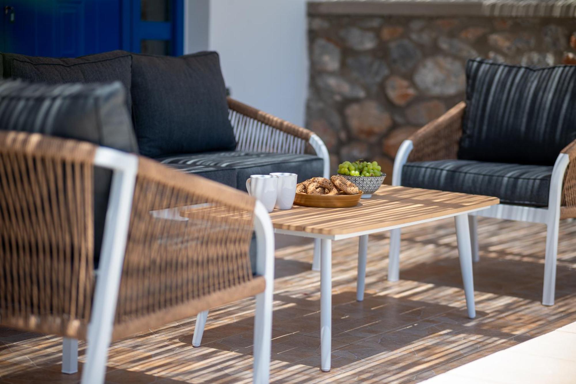 Villa Mariani II - In Lothiarika, Newly Renovated June 2024, Private Pool, Lindos 10 Min, Beach 120M Лардос Екстериор снимка