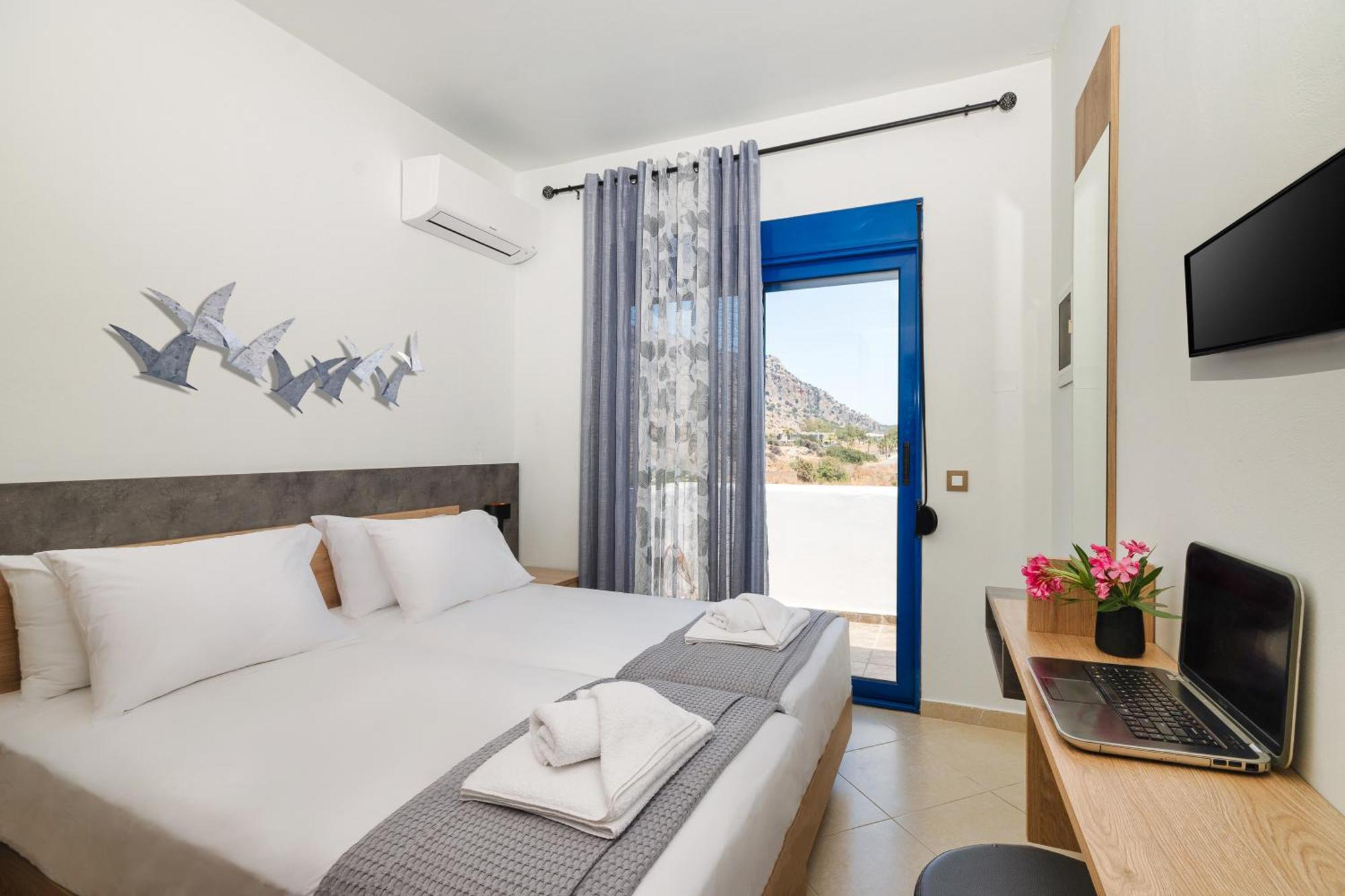 Villa Mariani II - In Lothiarika, Newly Renovated June 2024, Private Pool, Lindos 10 Min, Beach 120M Лардос Екстериор снимка
